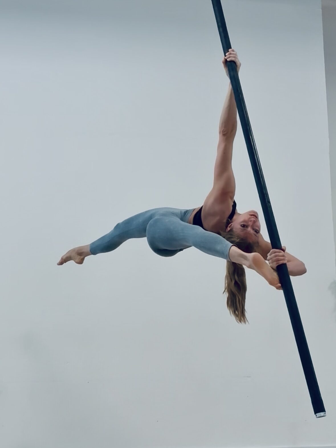 Home Figur an der Flying Pole
