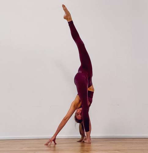 Home Handstand im Studio